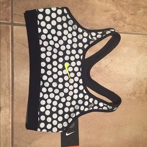 Sports Bra - Nike